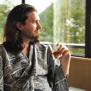 Meet your Posher, Thomas